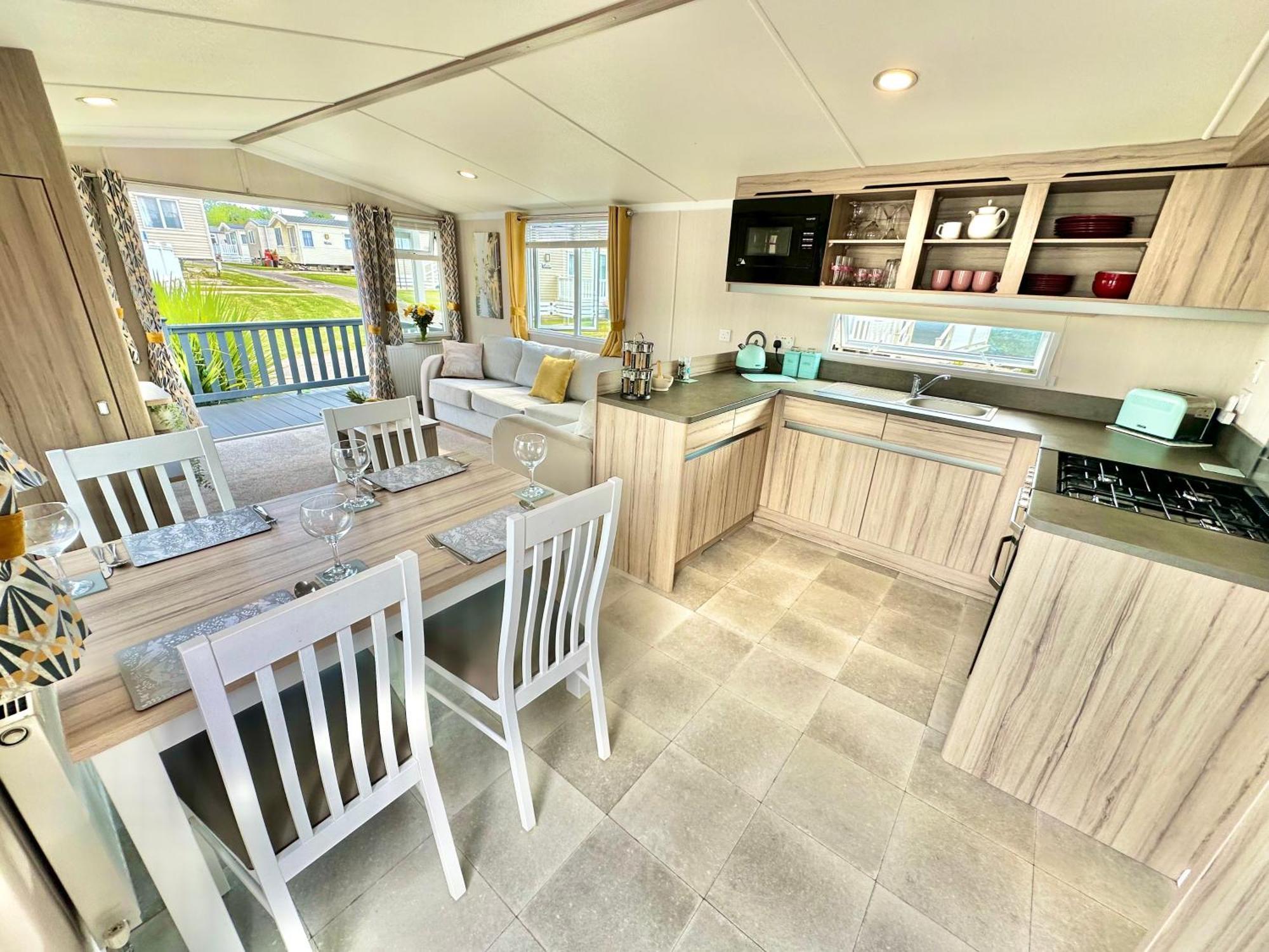 272 Wilksworth Caravan Park - Two Bedroom - Pool Access Wimborne Minster Exterior foto